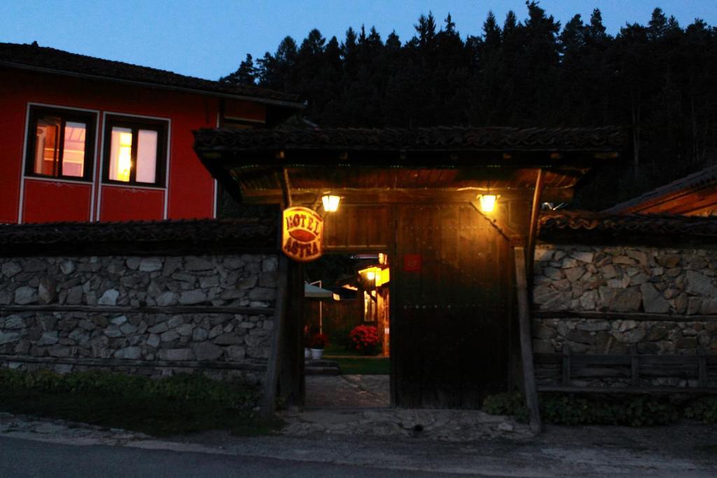 Guest House Astra Koprivshtitsa Exterior photo